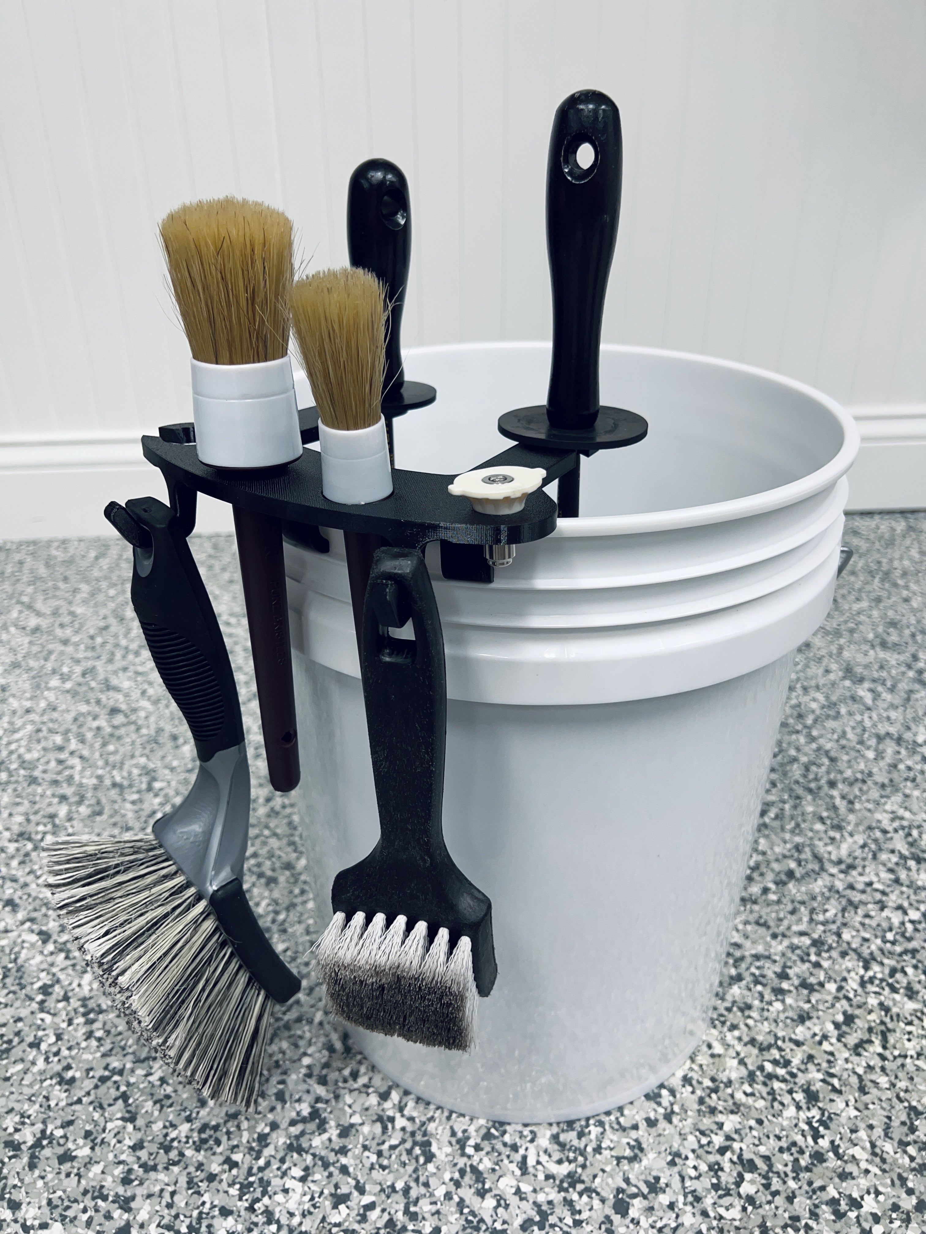 BucketCaddy - Wheel, Tire, & Detailing Brush Organizer for 5-gallon and 6-gallon Car Wash Buckets